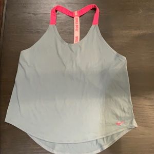 Nike workout top